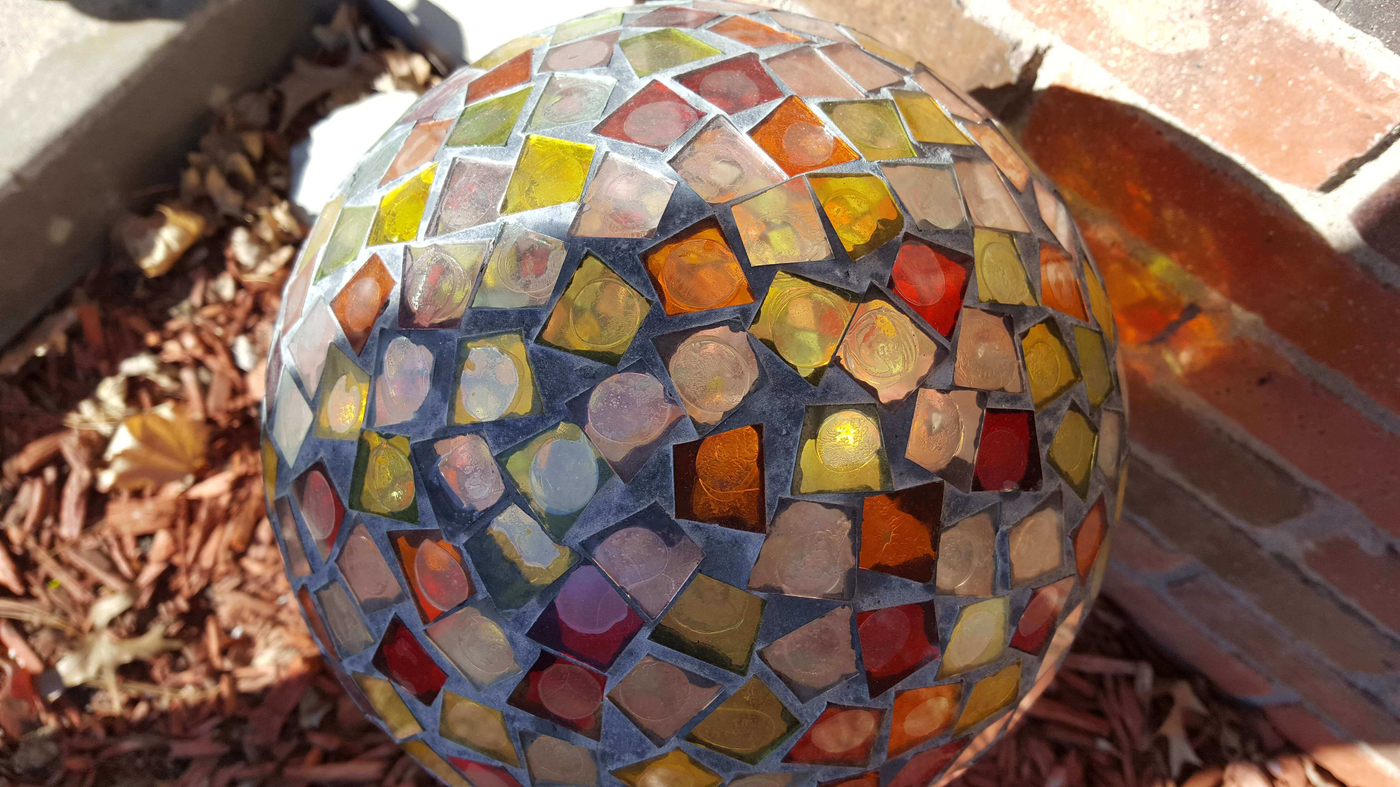 Mosaic garden globe