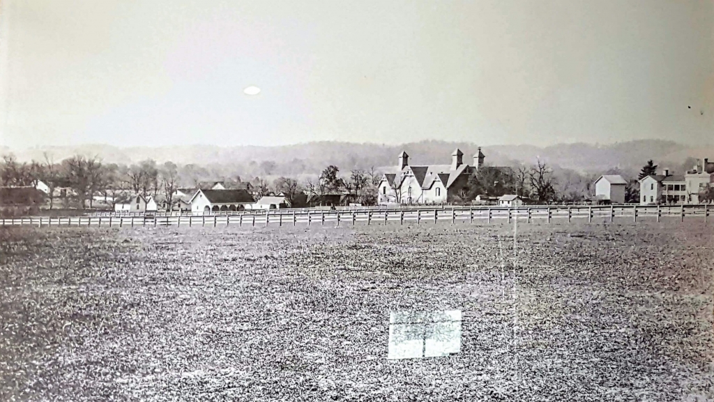 Old photo of the Belle Meade Plantation
