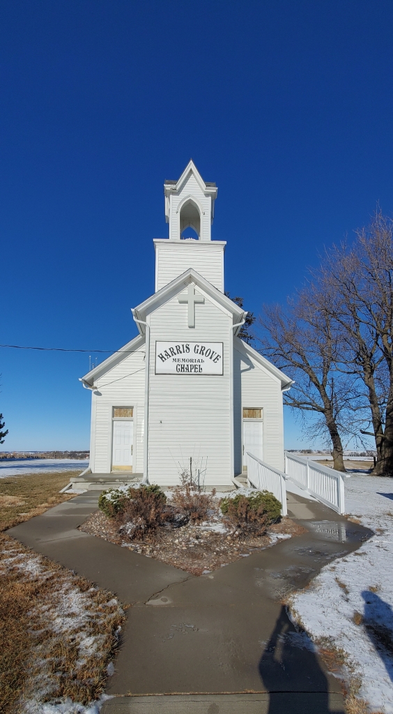 Harris Grove Chapel in rural Iowa